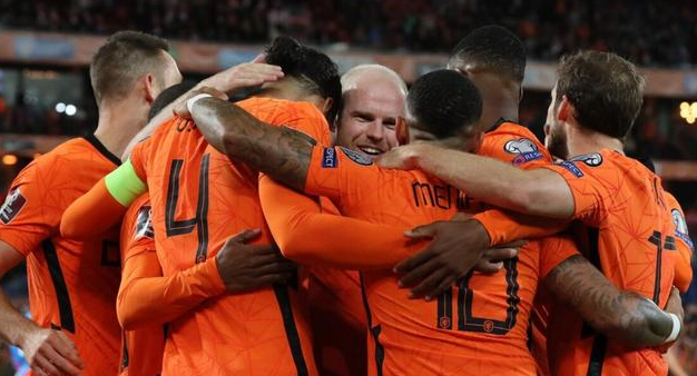 欧洲预选回顾：荷兰碾压进攻，德佩表现全场最佳