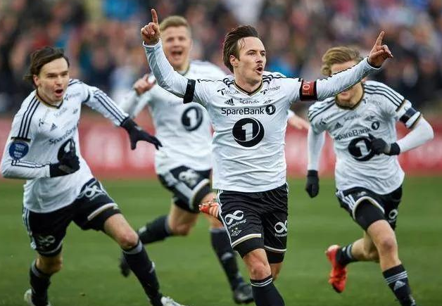 挪超联赛：罗森博格VS利勒斯特罗姆，主场优势领先