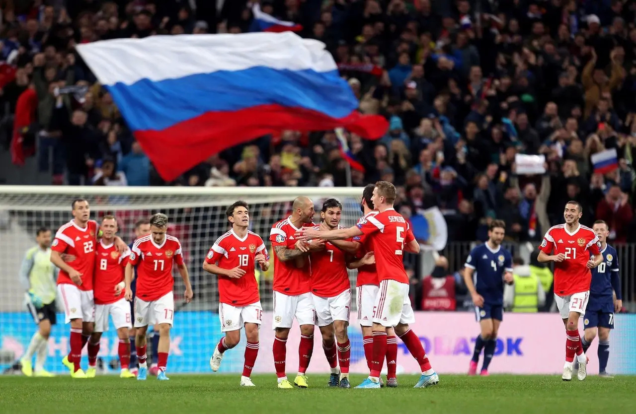 俄罗斯进攻乌克兰，欧洲各国足协反应极其强烈，或退欧足联入亚足联