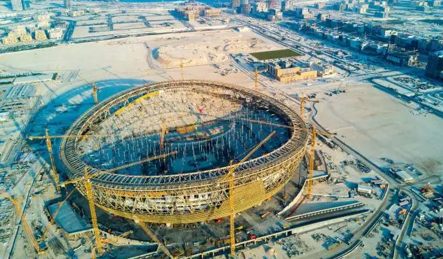 2022年世界杯主办方卡塔尔承认建筑工人被剥削