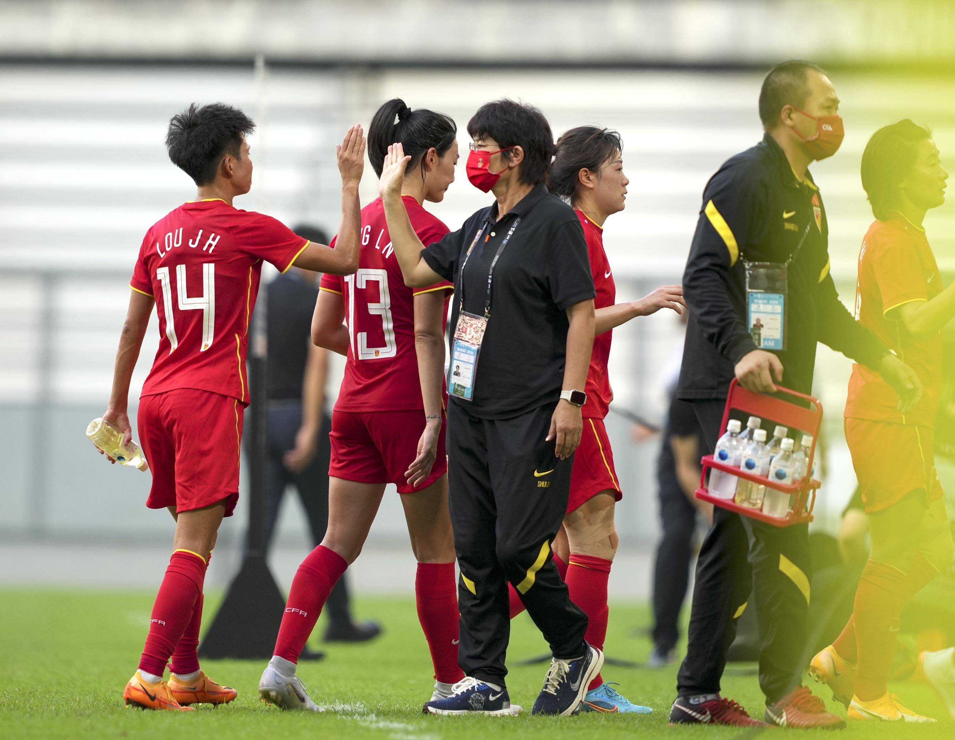 东亚杯女足：中国女足vs韩国女足，男足惨败韩国队，女足能否复仇