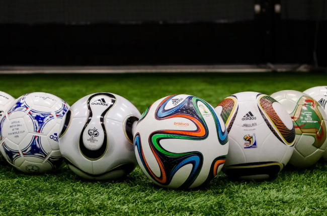 2022年世界杯半决赛和决赛将使用新的高科技用球