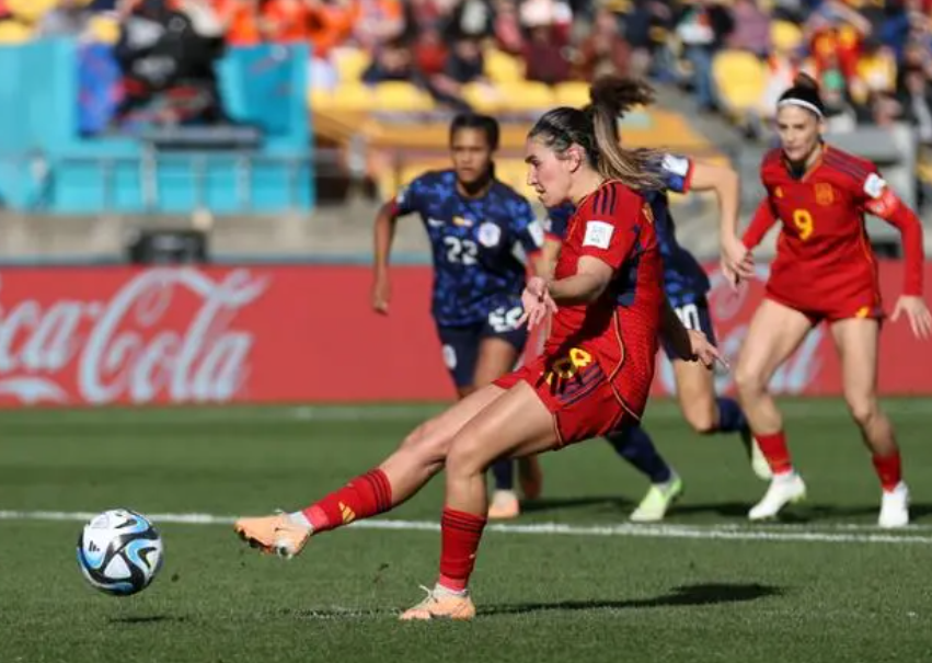 女子世界杯1/4决赛：西班牙女足2-1荷兰女足