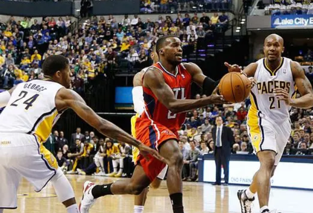 NBA波士顿凯尔特人 VS 底特律活塞：激烈对决掀开篮球巅峰